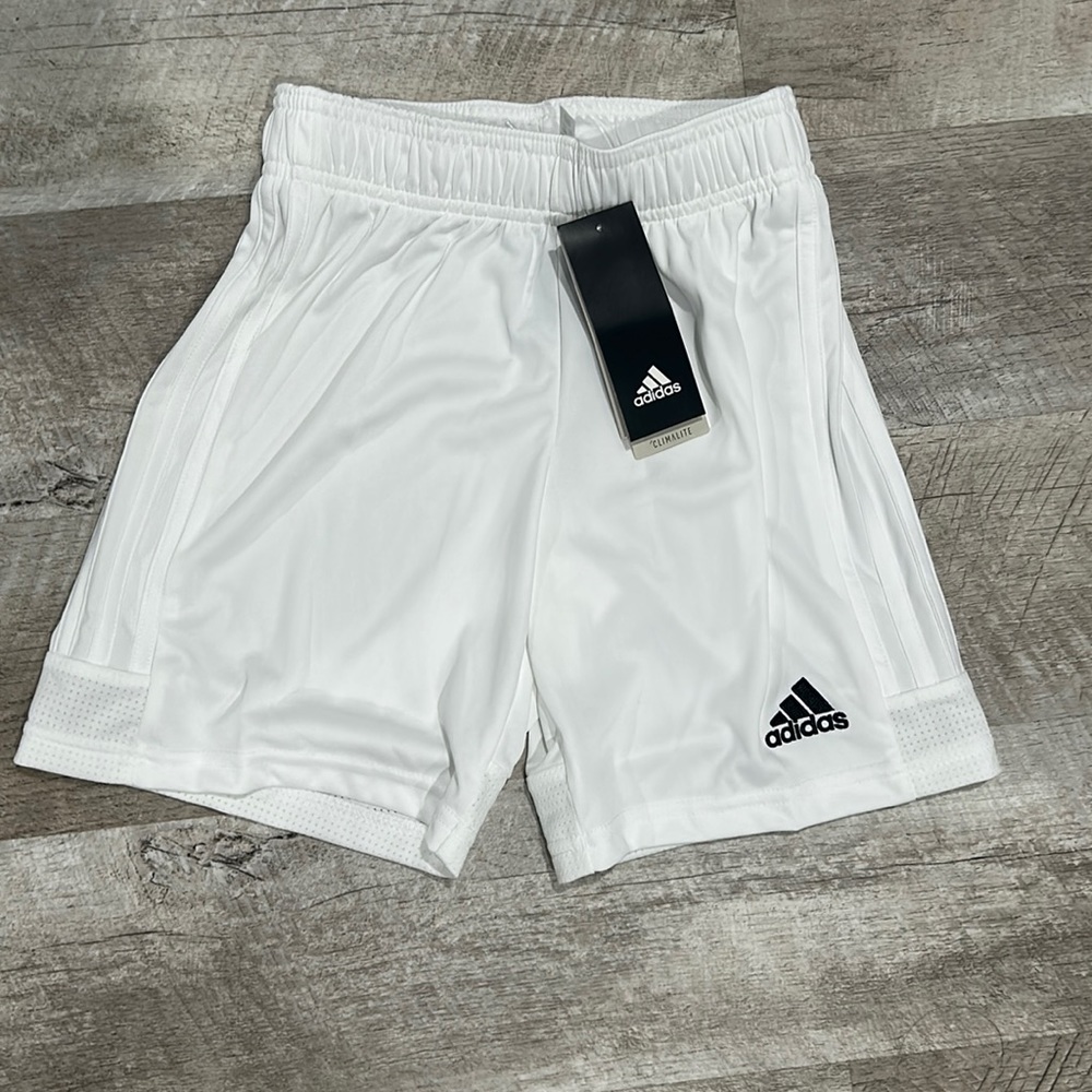 Adidas youth White soccer shorts - size Small 7/8